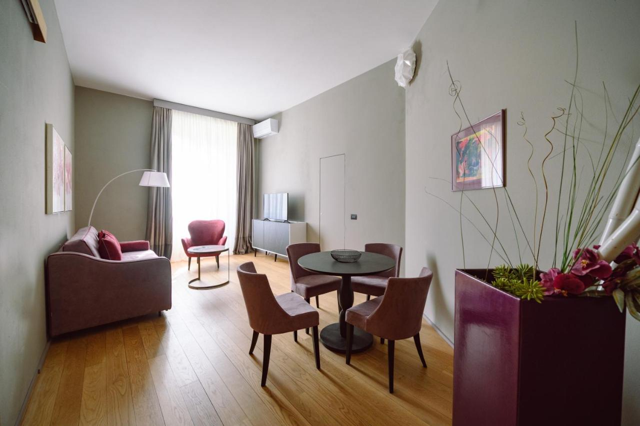 Palazzo Froussard B&B And Living 루카 외부 사진