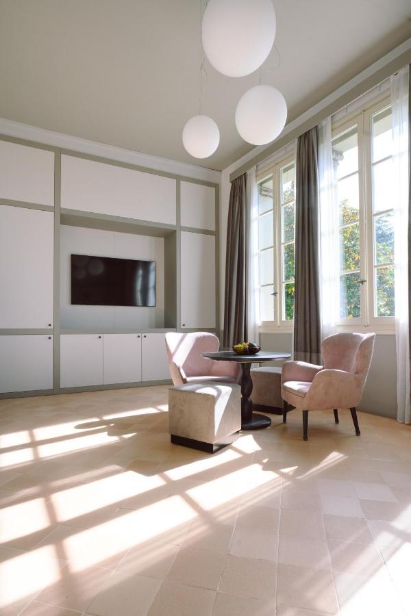 Palazzo Froussard B&B And Living 루카 외부 사진